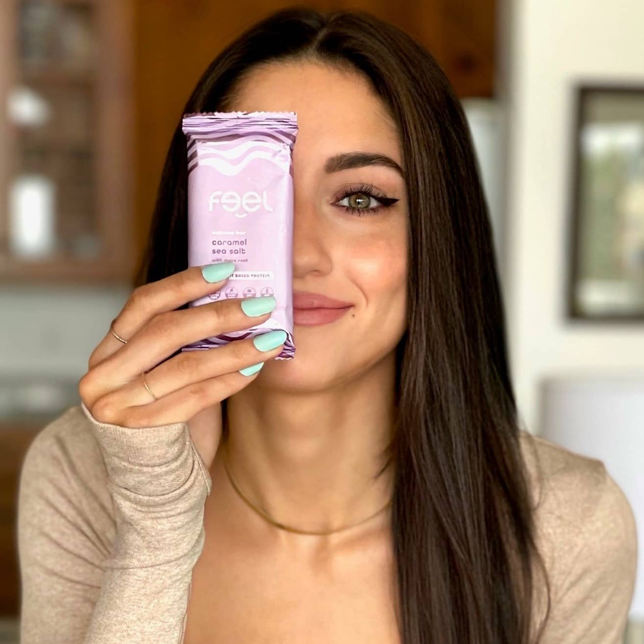 Caramel_eye_3_840fa8a2-0edb-44cc-a69e-3c789c590222